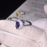 T家彩色宝石黄宝石蓝宝石白钻系列3色水滴型镶钻戒指
