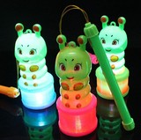 发光虫宝灯笼彩虹圈 闪光迷你彩虹圈 带杆子和绳 可爱益智玩具