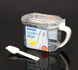 日本原装进口塑料调味罐味精盐白糖调味瓶带翻盖附勺子650ml
