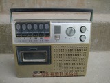 老上海民俗收藏老西湖牌LYHI-79L型录音机作为道具陈列怀旧装饰