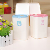 日本迷你桌面小垃圾桶家用塑料创意垃圾筒车用翻盖式可爱小纸篓