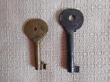 铜钥匙 民国老货 铜杂件 怀旧收藏 老古董 老钥匙 老铜锁配件 2把