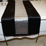 后现代新古典欧式简欧法式样板房软装饰品布艺带铝片高档桌旗餐垫