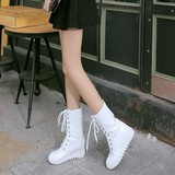 靴子女春秋短靴内增高高跟女靴韩版时尚秋季单靴马丁靴鞋子白色