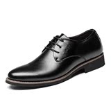 2016夏季办公室平跟耐磨系带尖头鞋子男士休闲商务正装黑色皮鞋