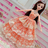 新品女孩玩具配件芭比娃娃衣服公主婚纱大裙适29-30厘米一件包邮