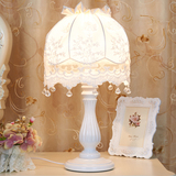 欧式台灯卧室床头灯温馨韩式公主田园蕾丝奢华创意结婚庆台灯