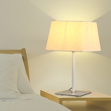 钜目床头简约北欧台灯卧室客厅现代LED宜家铁艺创意温馨酒店装饰