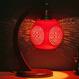 金品景德镇陶瓷灯中国红色创意卧室床头灯结婚庆礼物中式复古台灯
