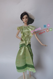 正版迪士尼娃娃衣服 青蛙公主服装 适合美泰Barbie可儿绿色短裙