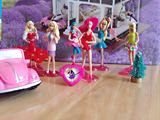 健达奇趣蛋芭比公主芭比娃娃 女孩版玩具Barbie 全场满八十包邮