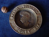 古董老物件美国产越战时期空军徽章纯黄铜烟灰缸摆件收藏品
