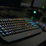 Razer雷蛇 BlackWidow Chroma 黑寡妇蜘蛛幻彩版 RGB机械游戏键盘