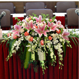 北京鲜花酒店会议桌鲜花讲台鲜花主席台鲜花主持人台鲜花商务用花