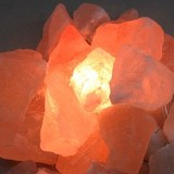 汗蒸房材料水晶盐碎石 喜马拉雅山S级盐晶灯负离子矿盐