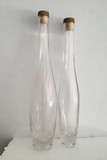 高档晶白料玻璃酒瓶红酒瓶洋酒瓶，白酒瓶定做厂家直销700ML500ML