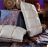 希尔顿酒店专用羽绒枕 面包枕慢回弹 鹅绒枕芯 95%鹅绒保健护颈枕