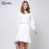 ROEM韩国罗燕新品娃娃领蕾丝镂空拼接长袖衬衫RCYW52282G专柜正品