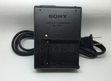 索尼BC-VM10相机电池充电器FM500H A99 A77 A57 A58 a900 A57座充