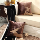 沙发抱枕靠垫丝绒现代简约欧式咖色鹿头家用车上靠枕长方形腰枕