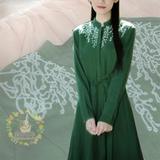 中国风森林系森女绿色系带立领刺绣花朵复古连衣裙棉麻布长裙厚秋