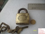 民国老铜锁大铜锁 带编号的黄铜大锁老锁具收藏 原配钥匙可以使用