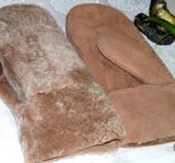 澳洲羊皮毛一体手套真皮手套UGG男女同款冬季加厚保暖