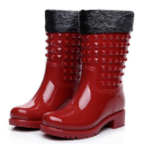 时尚铆钉雨鞋女中筒韩版雨靴加绒防滑平跟水鞋 冬季保暖套鞋