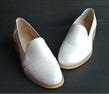 新款真皮白色复古平底鞋英伦单鞋舞台鞋欧美布洛克女鞋韩版四季鞋