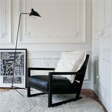 优意简约客厅创意休闲扶手椅设计师单人沙发椅卧室实木靠背软包椅