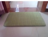 珊瑚绒珩缝纯色地毯客厅卧室卫浴防滑门脚地垫加厚不掉色军绿包邮