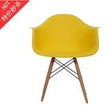 Eames Chair伊姆斯椅有扶手时尚简约白色休闲椅子宜家现代实木椅