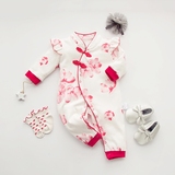 婴儿连体衣服女宝宝新生儿哈衣男0岁3个月纯棉衣潮款外出服4长袖