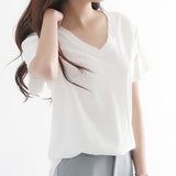 韩国简约纯色白色直筒宽松t恤女打底衫女春季百搭v领棉质短袖t恤