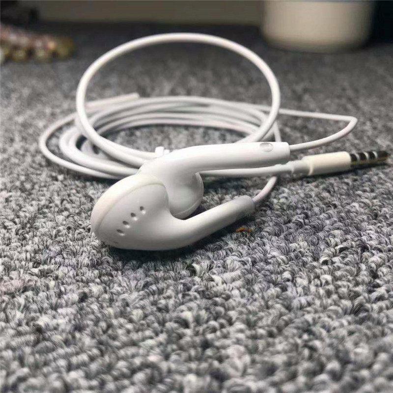 Classic Reproduction Old plug earbuds mx500 sound quality Classic sound quality with wheat call headphones