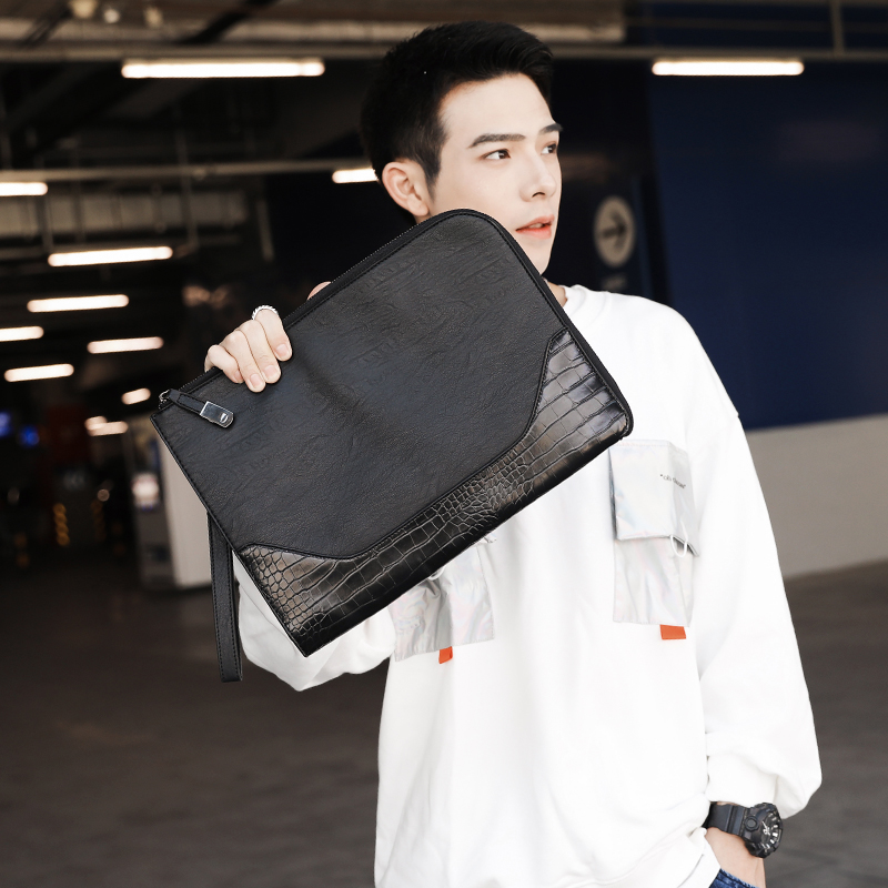 Hong Kong mens fashion leather handbag simple large-capacity A4 file bag crocodile print spelling to take over the bag tide