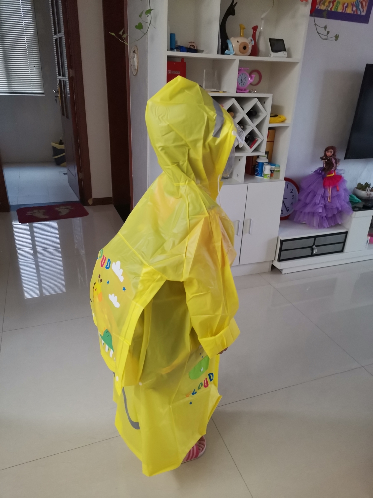 学生雨披上学全身带书包位男童女童2021大童雨衣 小学3年级的可以穿吗