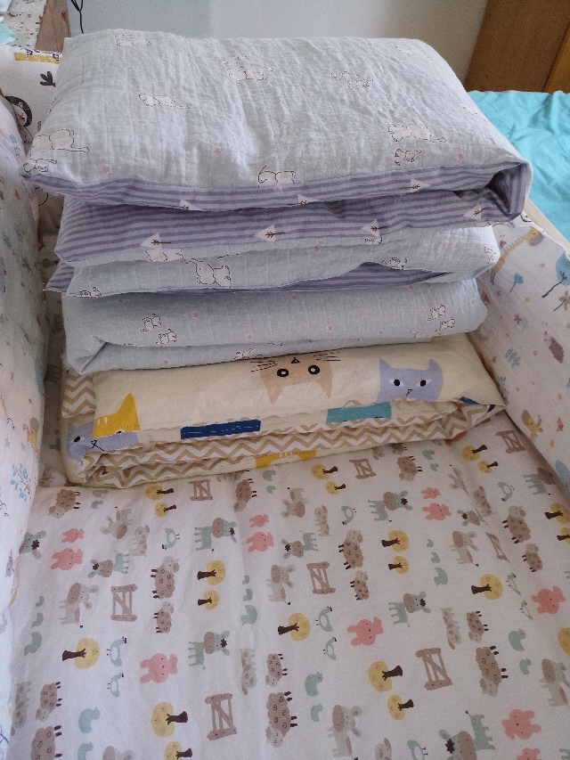 日本订单纯棉双层纱纯棉布料熊婴儿床单被套包被口水巾尿布面料
