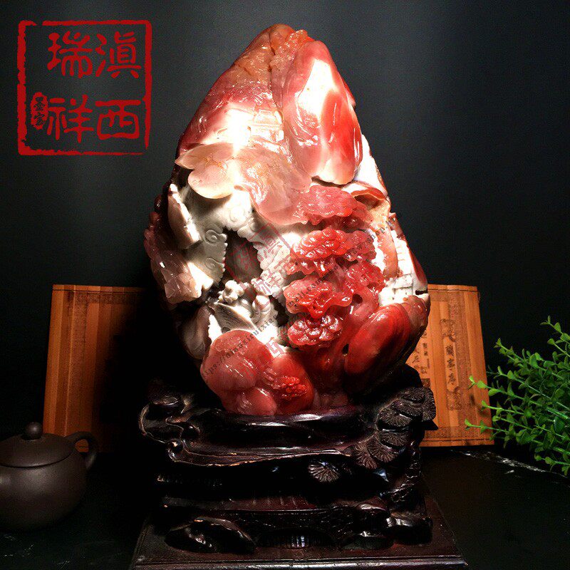 YuXi Ruixiang boutique Baoshan South red agate yang willow red and white material to go immediately on the big ornament collection