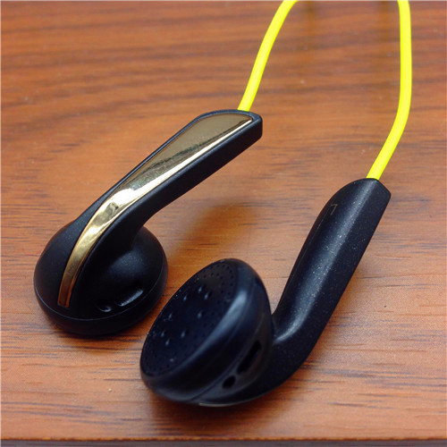 DIY Earbud Headphones Bass headphones balance the price performance plugs to look good and sound good earbuds