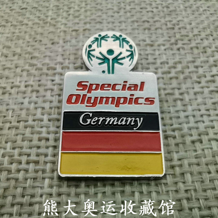 China Central Televisions Incheon Asian Games reports on the Singapore Youth Olympic Games in Innsbruck Winter Olympics