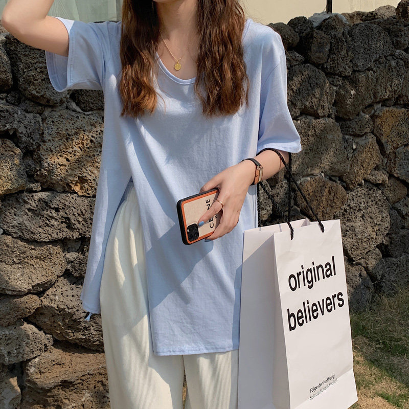 Design sense open fork collarbone v collar short-sleeved t-shirt female design sense niche machine loose thin milk blue top summer