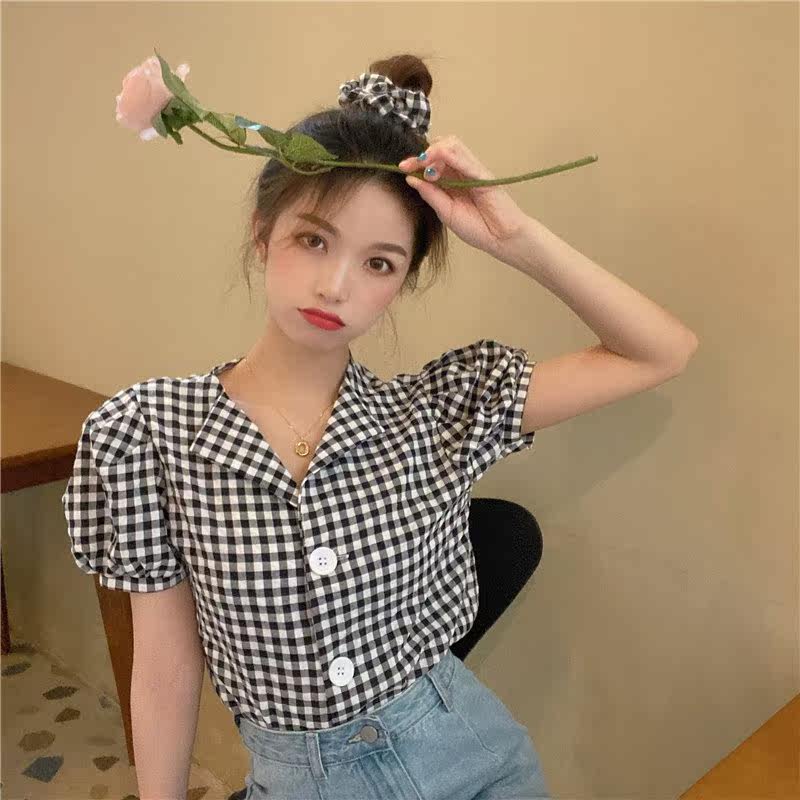 Small fresh plaid shirt summer loose design sense niche a hundred retro French bubble sleeves v collar top girl