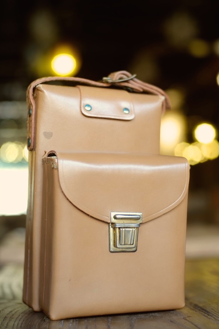 Polaroid SX-70 psoriasis double-sided handbag is new in color