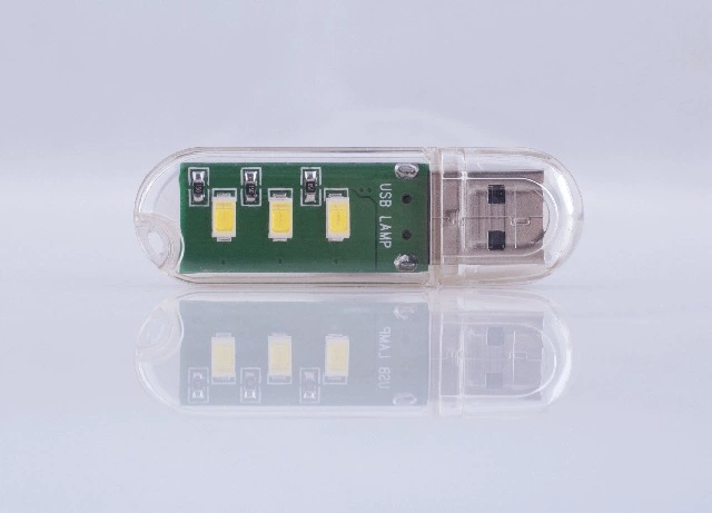 Mini USB ánh sáng bàn phím máy tính nhẹ điện thoại di động sạc kho báu Cổng USB led nhỏ ánh sáng trắng ánh sáng ban đêm - USB Aaccessories quạt hộp mini