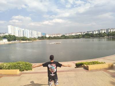 男士沙滩裤夏季宽松大码速干裤韩版休闲海边花短裤情侣潮牌大裤衩