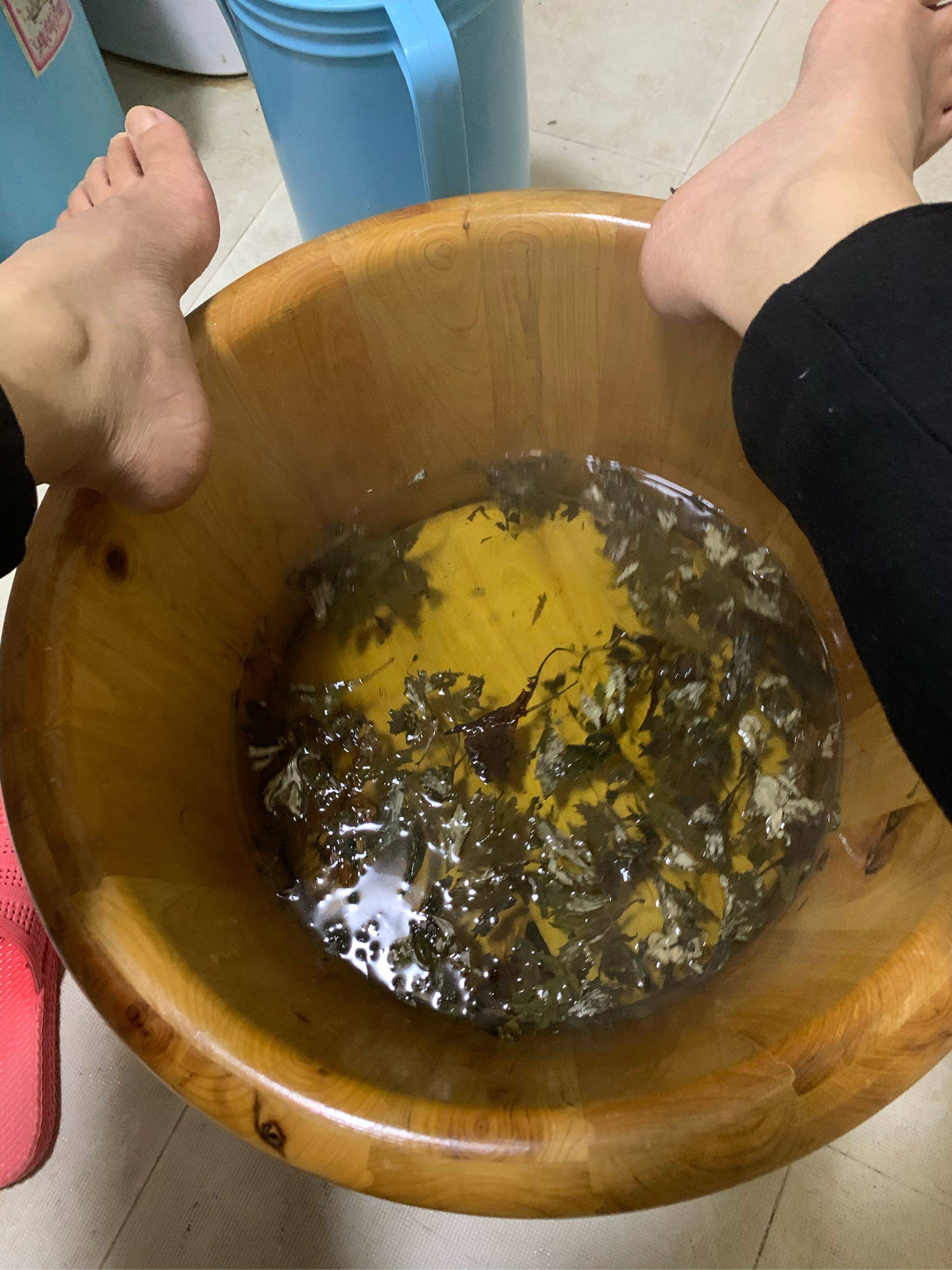 亲密!10款中药泡脚秘方"运筹帷幄"-第2张图片-梨子网