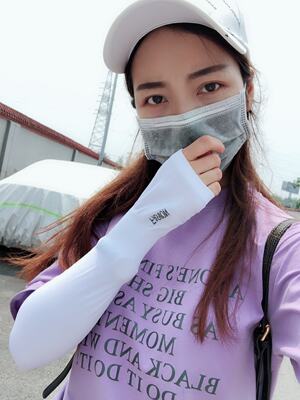 夏季冰爽袖套防晒男女手臂套护臂袖子冰丝防紫外线开车手套加长款